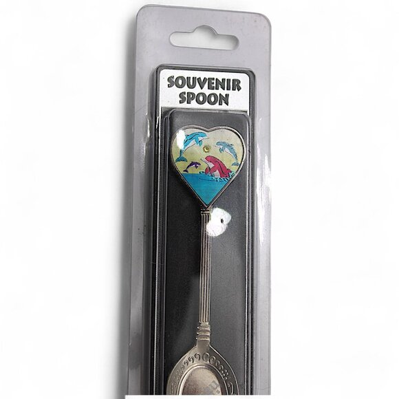 Nassau Souvenir Spoon With Heart-Shaped Dolphin Design - Picture 3 of 5